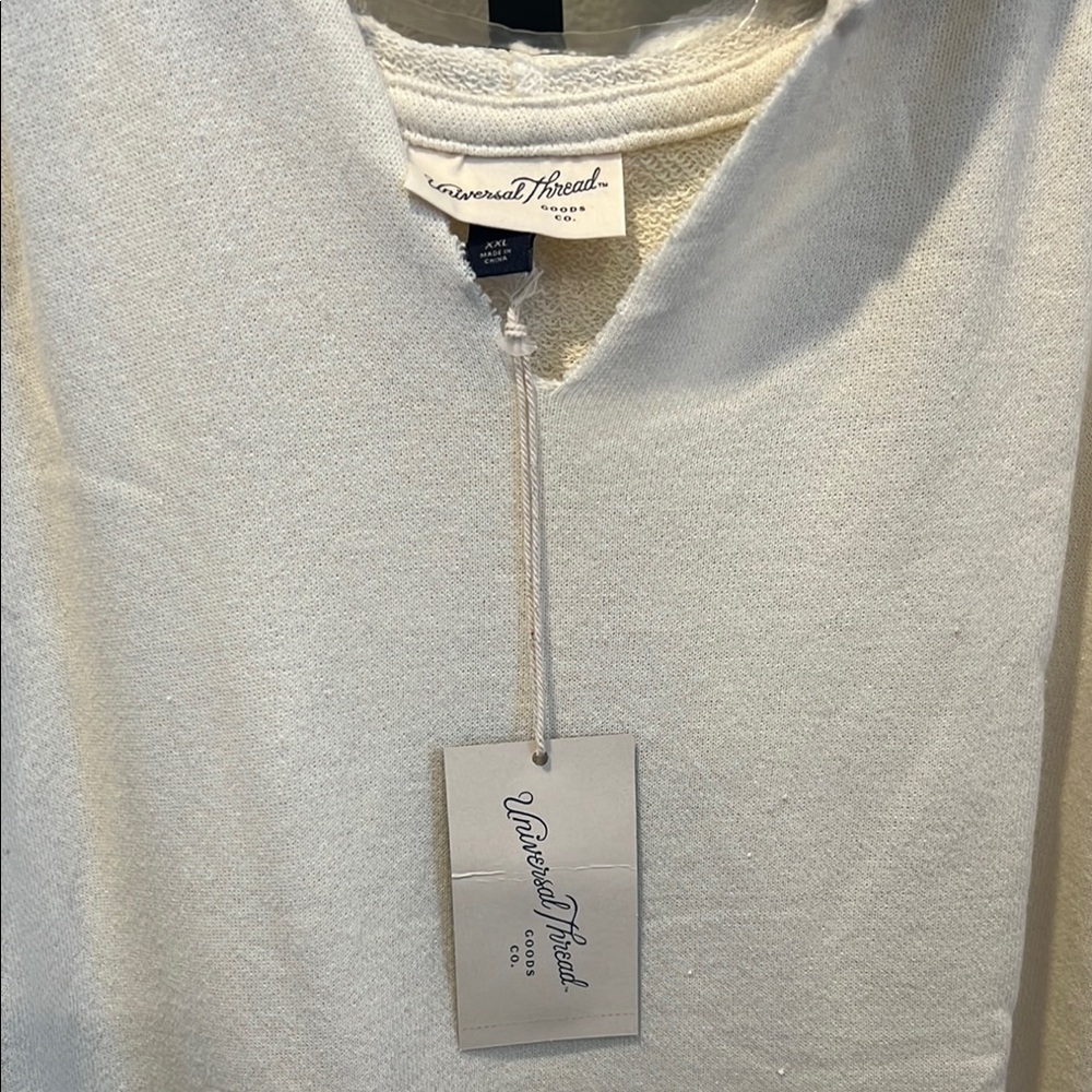 Universal Thread Cream Short Sleeve Boxy Hoodie - Picture 2 of 3